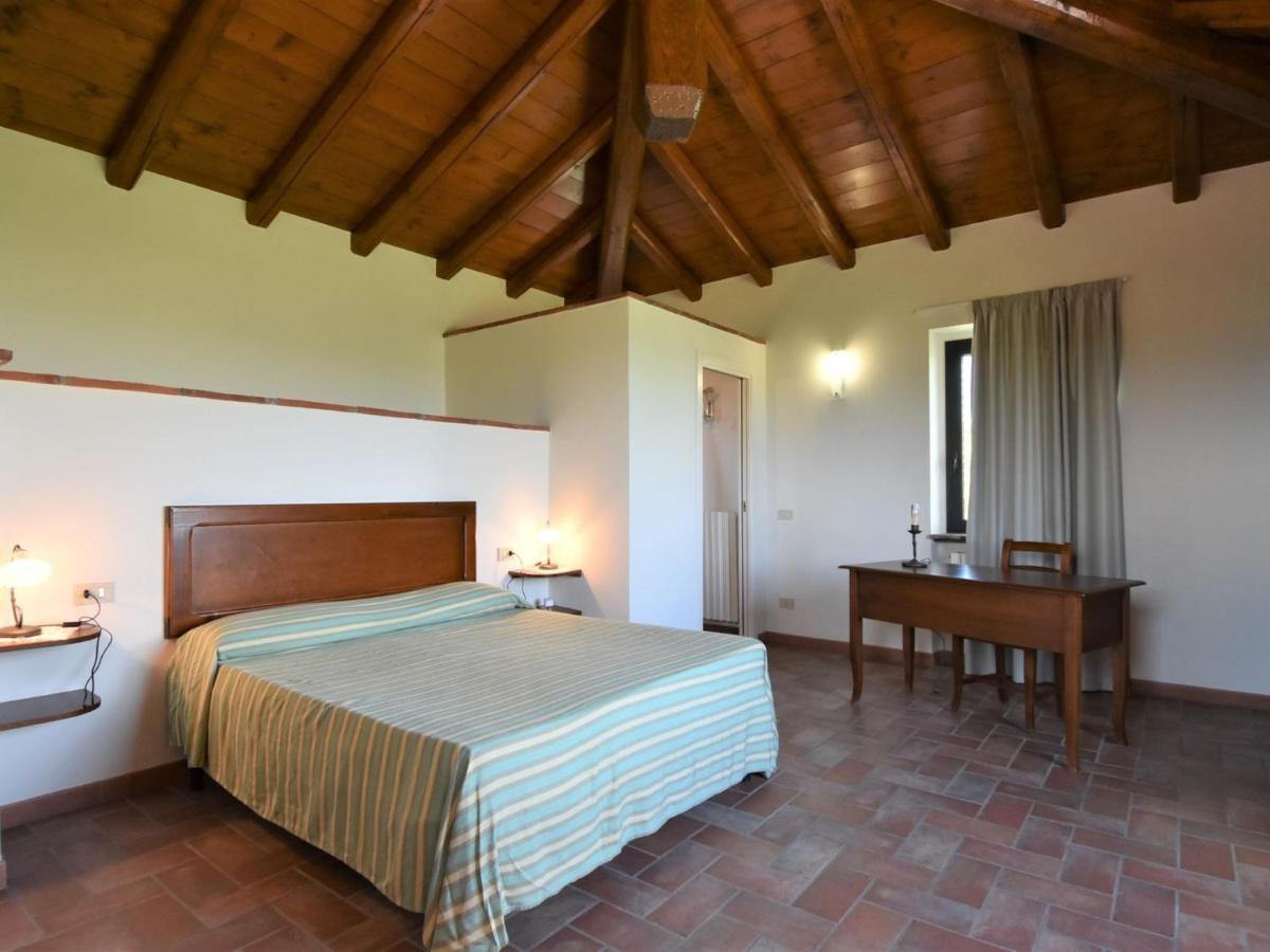 Holiday Home La Corte Bricca - Trilo Torretta By Interhome Castana  ภายนอก รูปภาพ